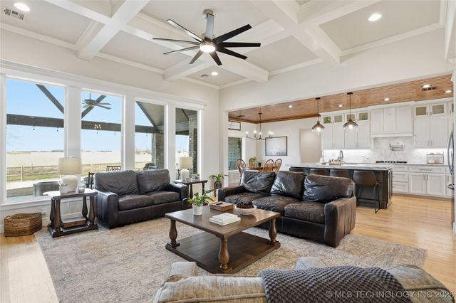 4239 E 177th Place S, Bixby, OK 74008