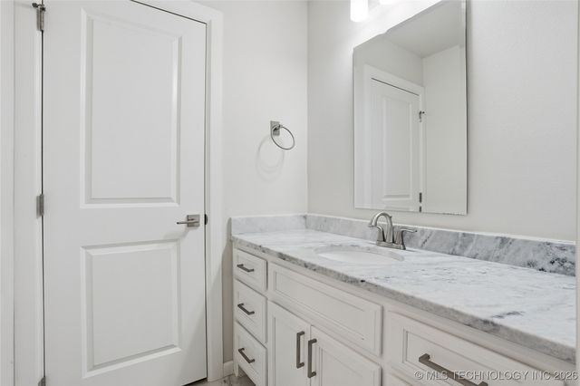 4239 E 177th Place S, Bixby, OK 74008