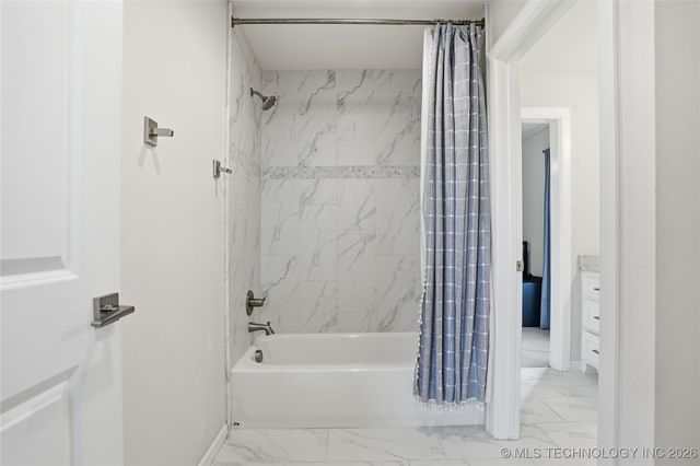 4239 E 177th Place S, Bixby, OK 74008