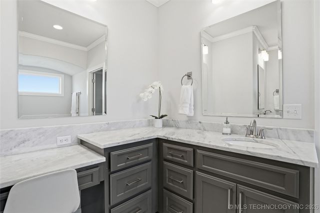 4239 E 177th Place S, Bixby, OK 74008