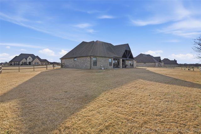 4239 E 177th Place S, Bixby, OK 74008