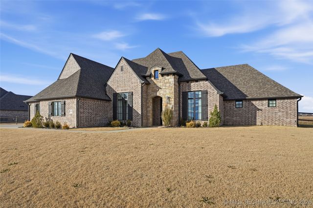 4239 E 177th Place S, Bixby, OK 74008