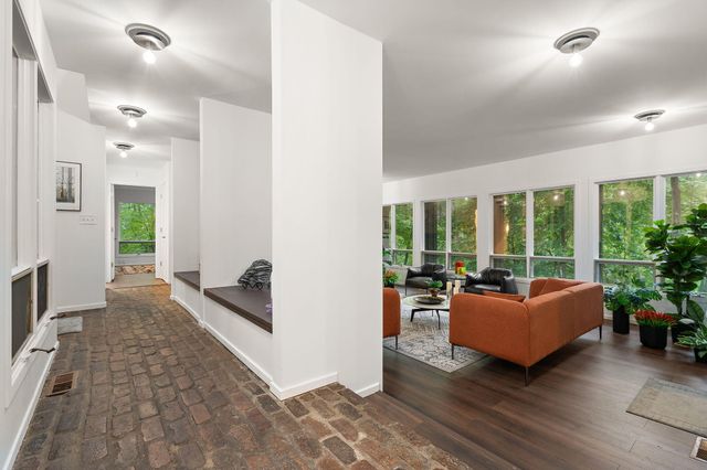 2403 Sherwood Drive, Valparaiso, IN 46385
