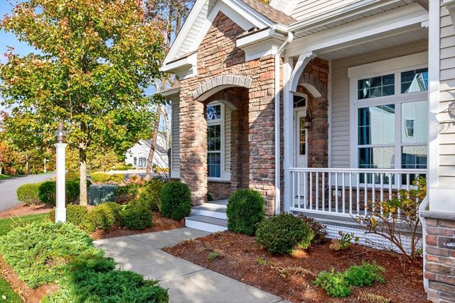 14 Snapping Bow, Plymouth, MA 02360