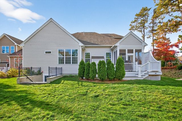 14 Snapping Bow, Plymouth, MA 02360