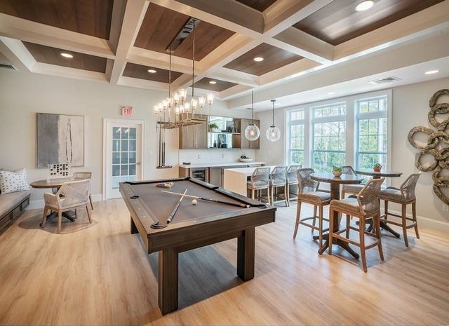 14 Snapping Bow, Plymouth, MA 02360