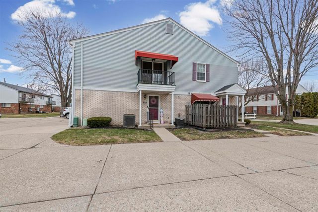 24704 Meadow Lane, Harrison Twp, MI 48045