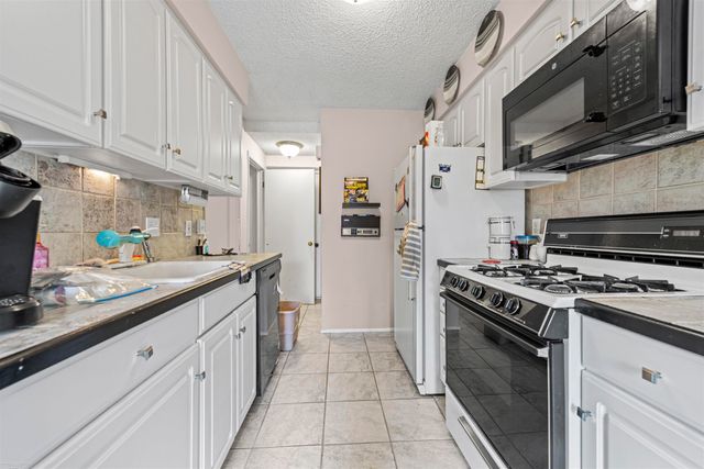 24704 Meadow Lane, Harrison Twp, MI 48045