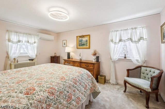 45 Marlboro Rd, Clifton City, NJ 07012