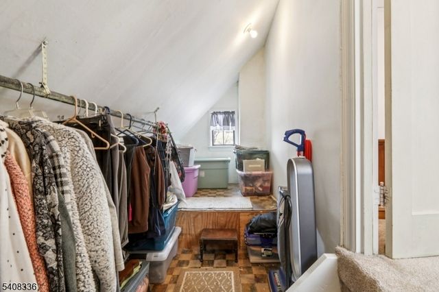 45 Marlboro Rd, Clifton City, NJ 07012