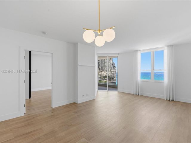 701 Brickell Key Boulevard 1201, Miami, FL 33131