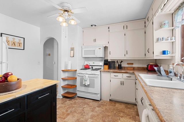 1115 GROSS AVENUE, Green Bay, WI 54304