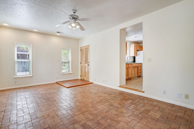 1149 Ortega Road NW, Albuquerque, NM 87114
