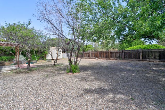 1149 Ortega Road NW, Albuquerque, NM 87114