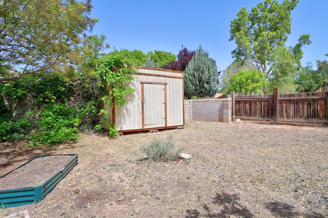1149 Ortega Road NW, Albuquerque, NM 87114