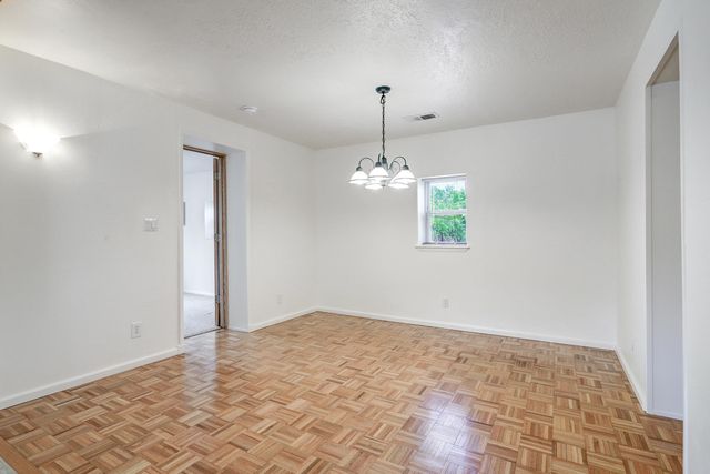 1149 Ortega Road NW, Albuquerque, NM 87114