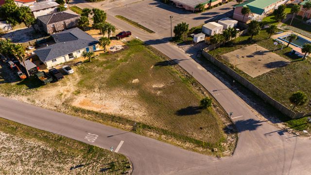 601 Granada Circle, Panama City Beach, FL 32413