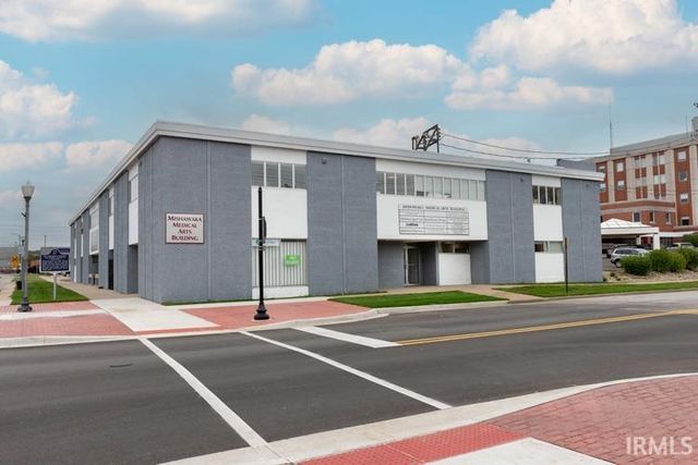 303 S Main Street, Mishawaka, IN 46544