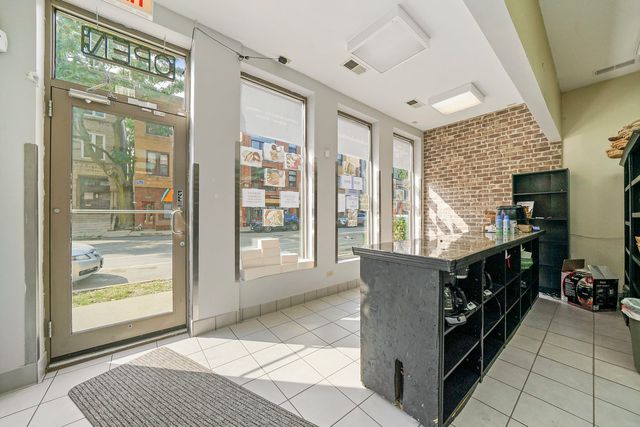 907 N DAMEN Avenue 101, Chicago, IL 60622