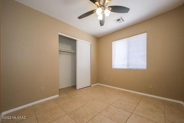 10041 E Paseo San Rosendo, Tucson, AZ 85747