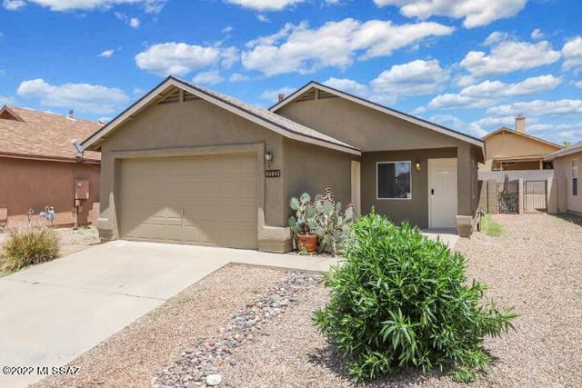 10041 E Paseo San Rosendo, Tucson, AZ 85747