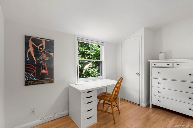 4 Bryson Street, Larchmont, NY 10538