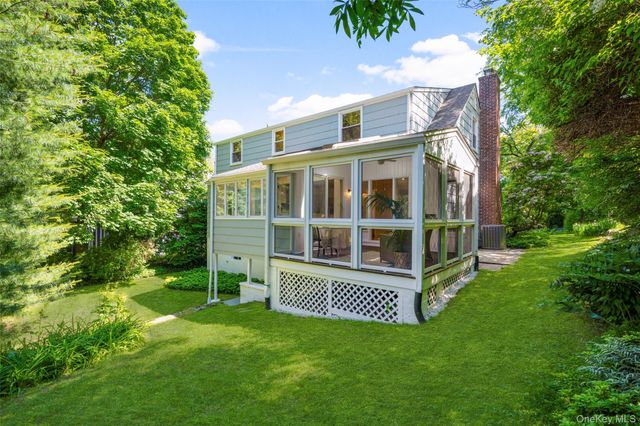 4 Bryson Street, Larchmont, NY 10538