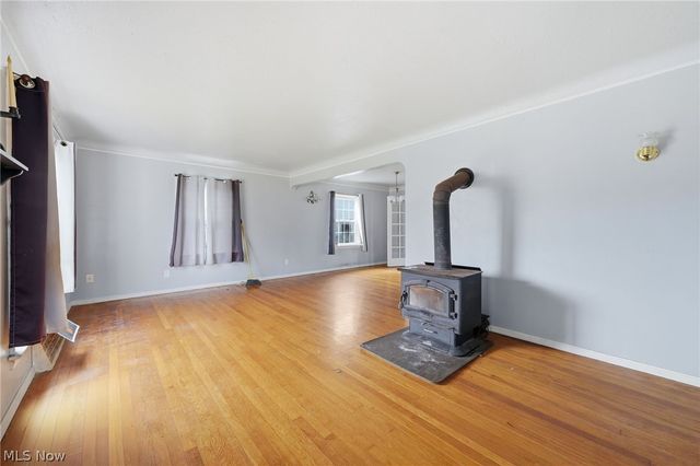 324 E 248th Street, Euclid, OH 44123