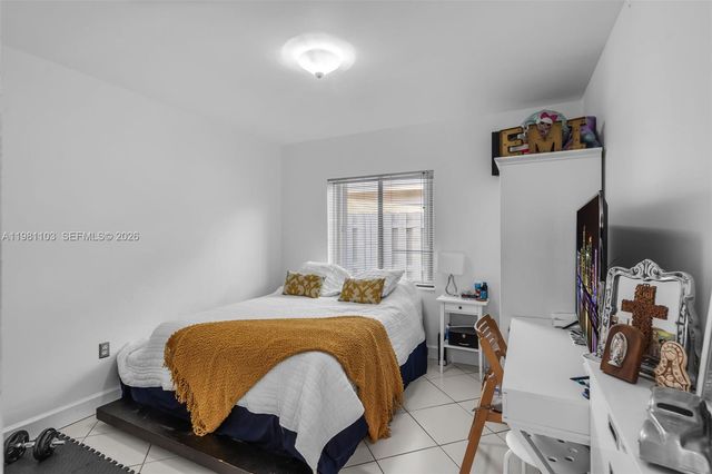 11262 NW 59th Ter, Doral, FL 33178