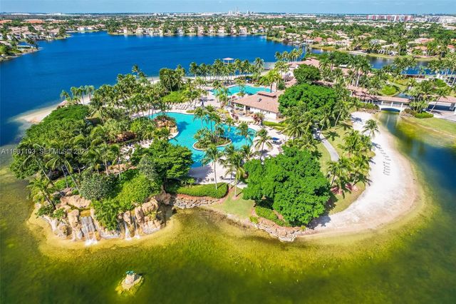 11262 NW 59th Ter, Doral, FL 33178