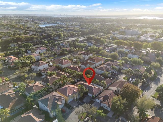 11262 NW 59th Ter, Doral, FL 33178