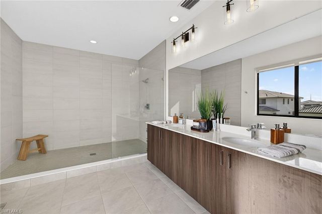 5104 Isidora LN, Ave Maria, FL 34142