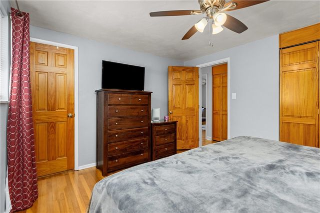 716 Redstone Drive, Shaler, PA 15101