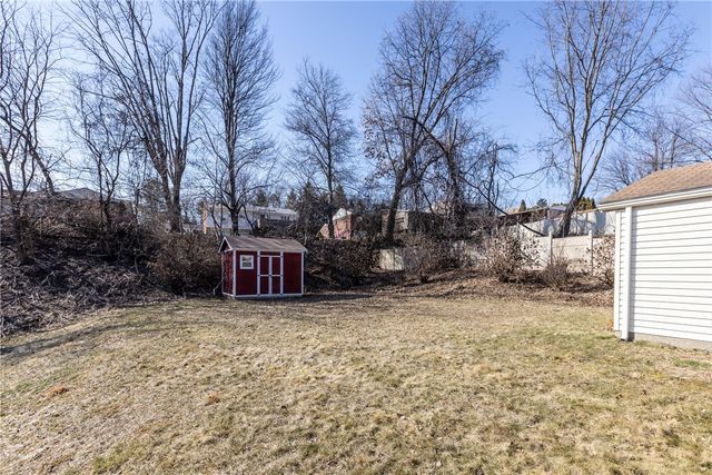 716 Redstone Drive, Shaler, PA 15101