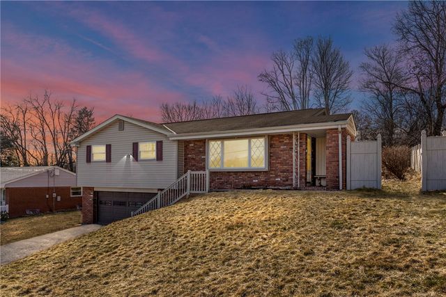 716 Redstone Drive, Shaler, PA 15101