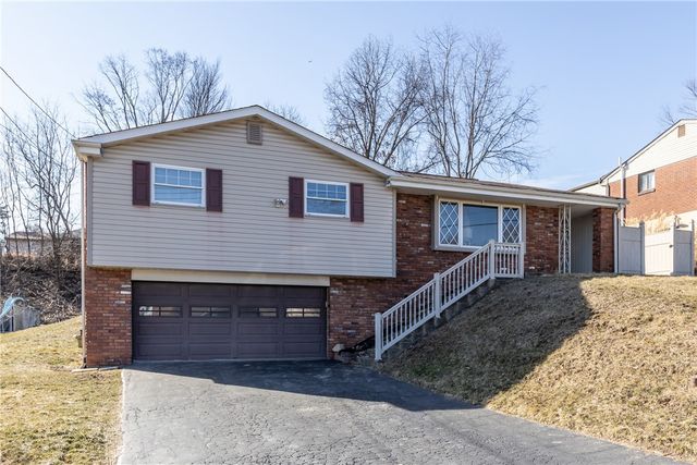 716 Redstone Drive, Shaler, PA 15101