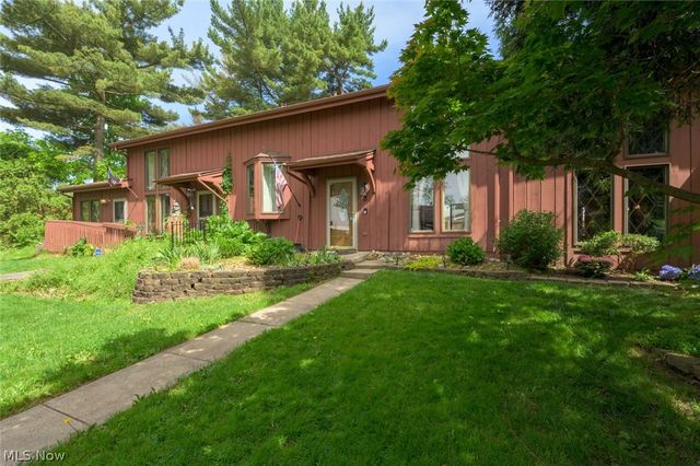 6235 Gladys Street 2, Ravenna, OH 44266
