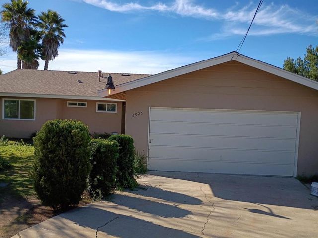 6526 bantam lake circle, San Carlos, CA 92119