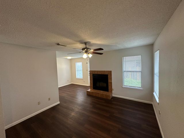 12314 Abney DR D, Austin, TX 78729