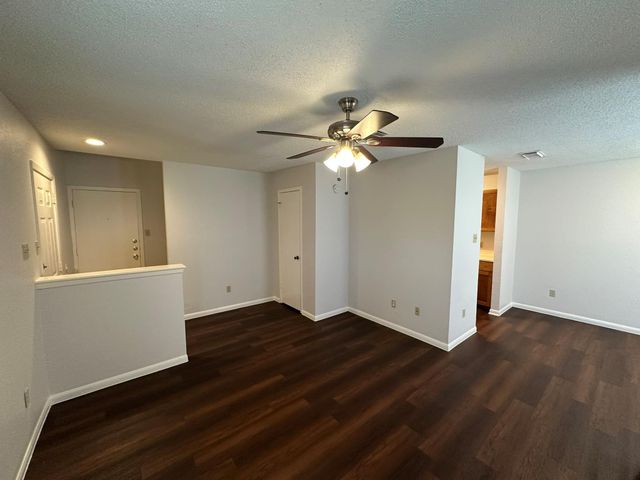 12314 Abney DR D, Austin, TX 78729