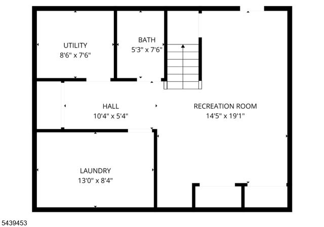 55 Long Hill Dr, Clifton City, NJ 07013
