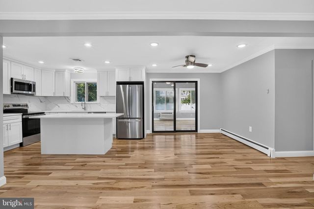 1 SUMMIT AVE, Chadds Ford, PA 19317