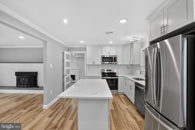 1 SUMMIT AVE, Chadds Ford, PA 19317