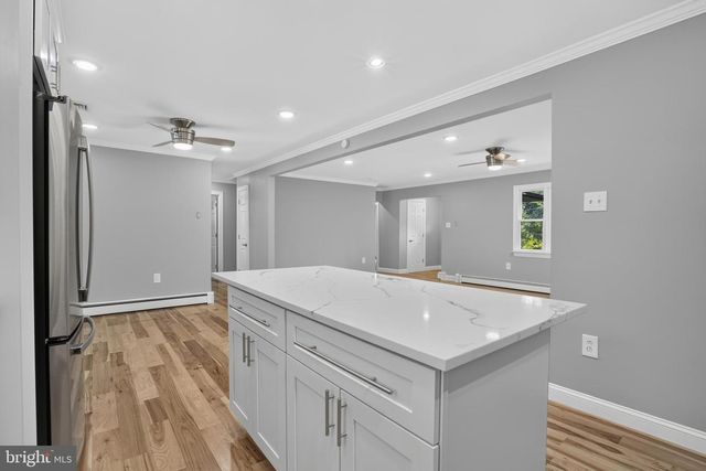 1 SUMMIT AVE, Chadds Ford, PA 19317