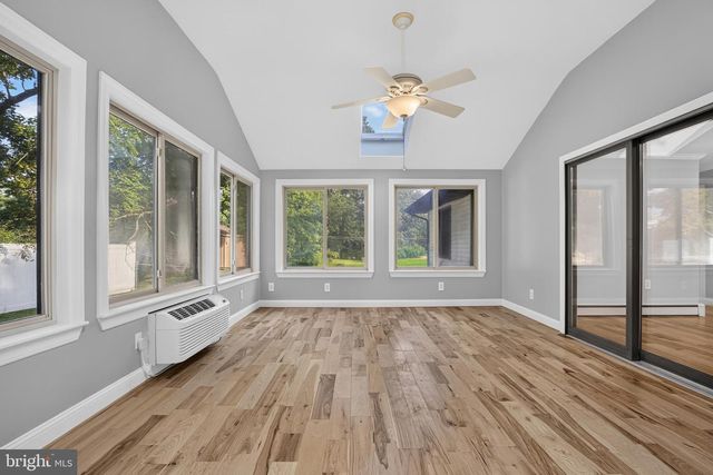 1 SUMMIT AVE, Chadds Ford, PA 19317