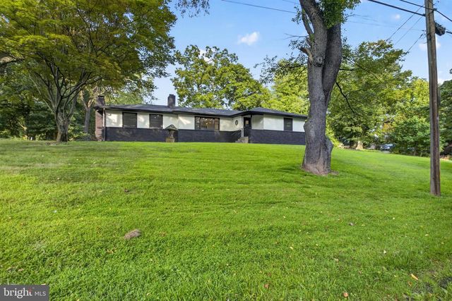 1 SUMMIT AVE, Chadds Ford, PA 19317
