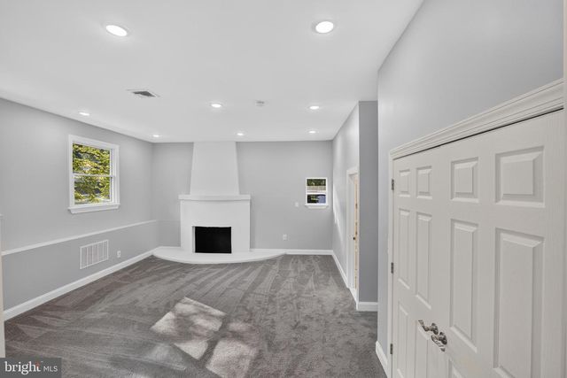 1 SUMMIT AVE, Chadds Ford, PA 19317