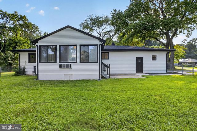 1 SUMMIT AVE, Chadds Ford, PA 19317