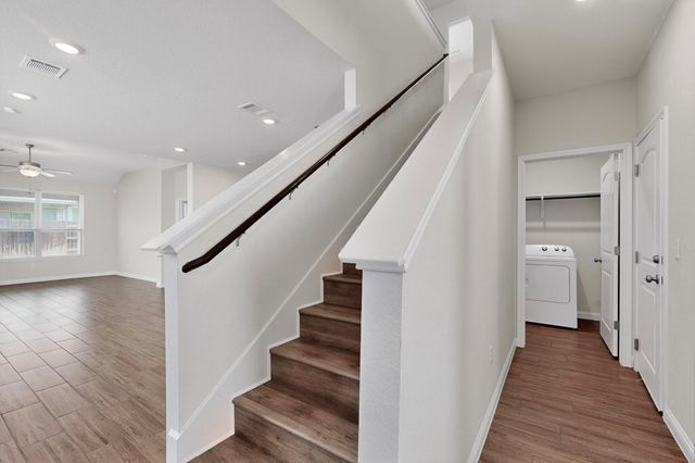 8302 Cottage Rose DR, Austin, TX 78744