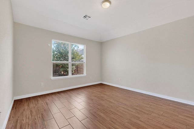 8302 Cottage Rose DR, Austin, TX 78744